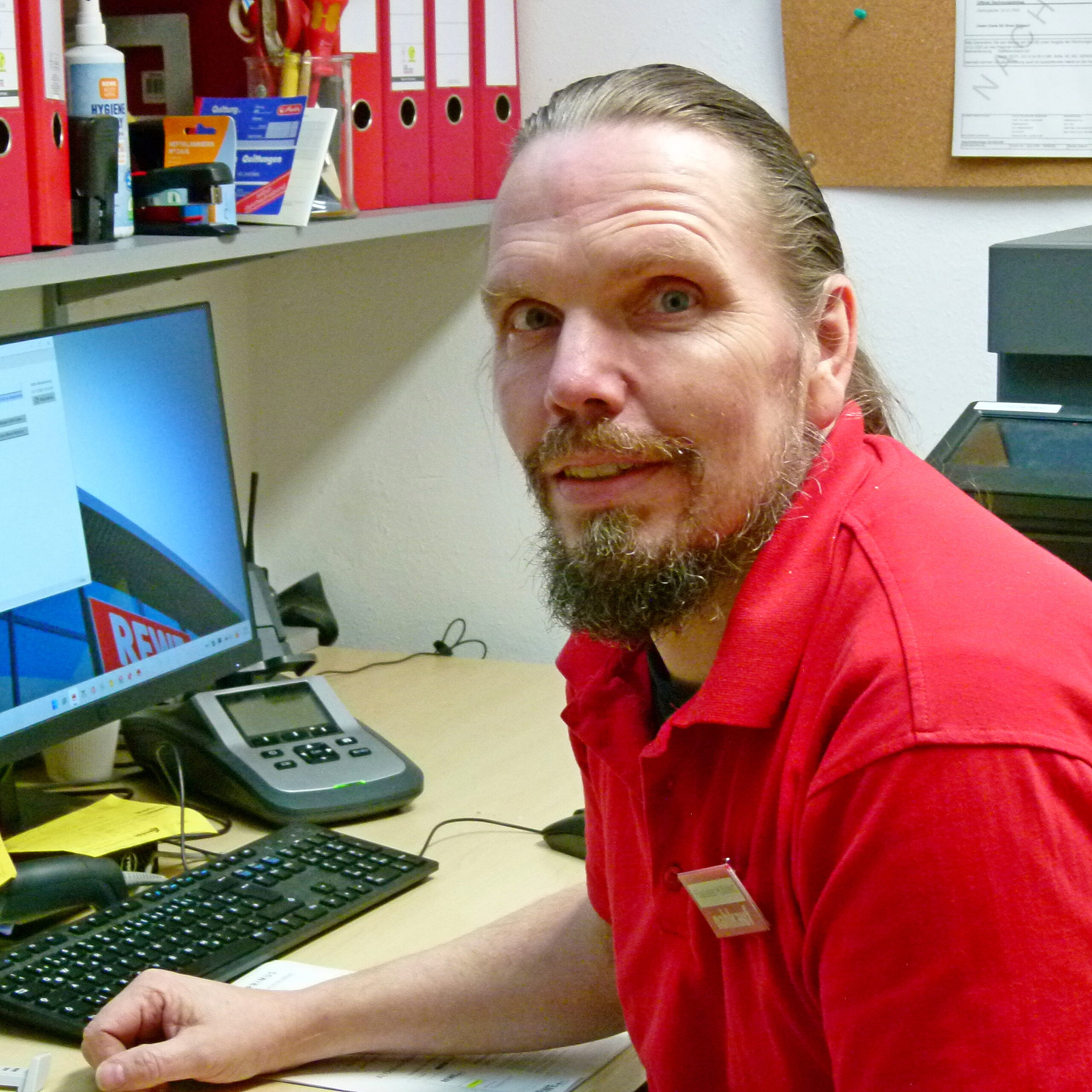 Mirko Kofert, Ladenleitung